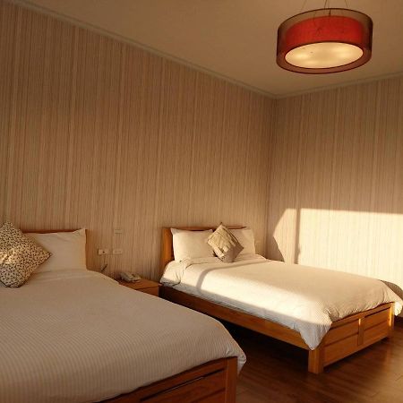 Chi House Hotel Miaoli Bagian luar foto
