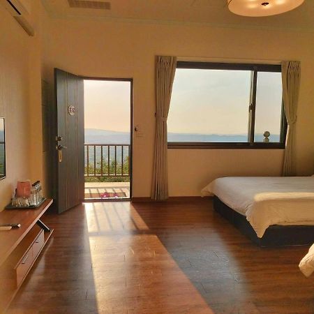 Chi House Hotel Miaoli Bagian luar foto