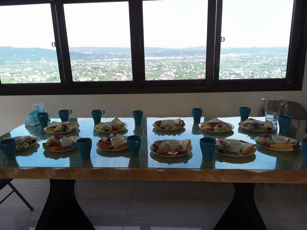 Chi House Hotel Miaoli Bagian luar foto